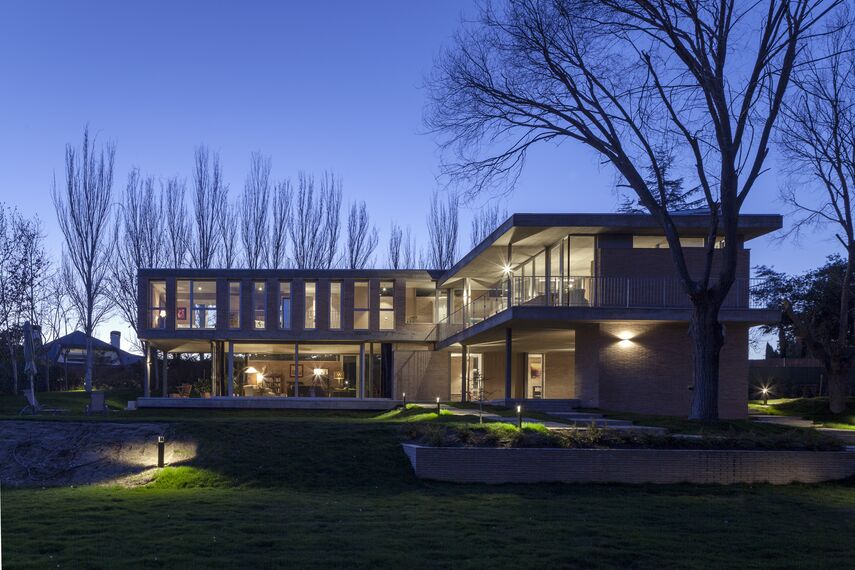 MasterLine 8 Fenêtres - Private House Las Lomas situé à Madrid, Espagne