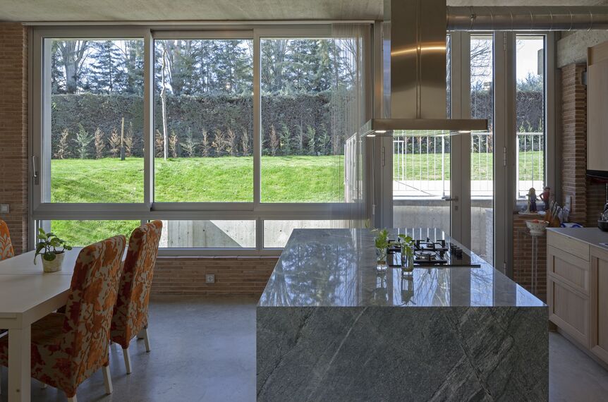 MasterLine 8 Fenêtres - Private House Las Lomas situé à Madrid, Espagne