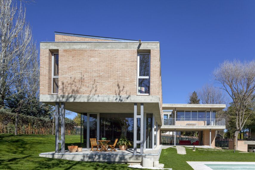 MasterLine 8 Fenêtres - Private House Las Lomas situé à Madrid, Espagne