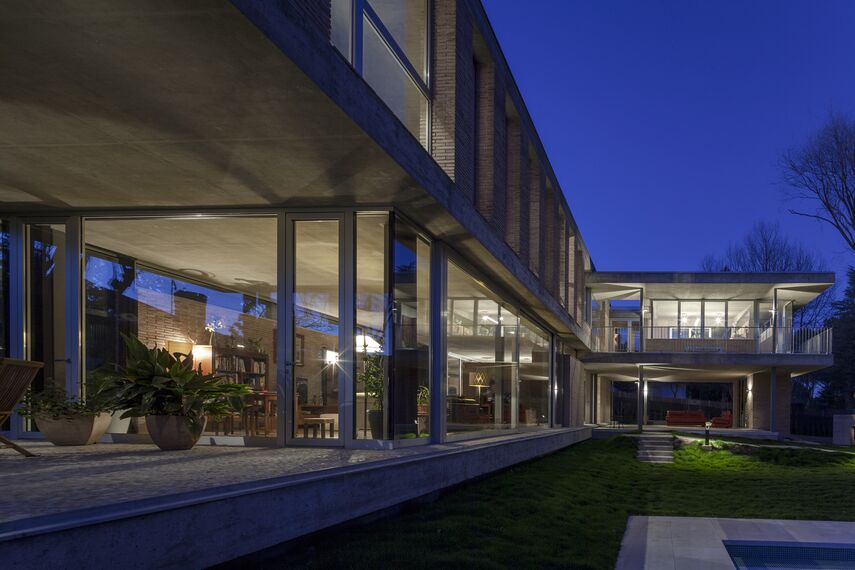 MasterLine 8 Fenêtres - Private House Las Lomas situé à Madrid, Espagne