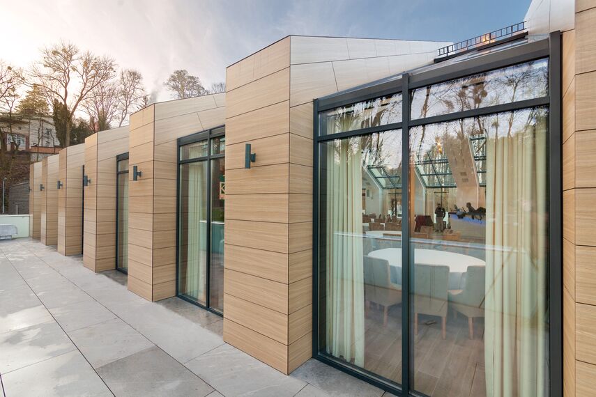 ConceptSystem 77 Fenêtres et CW 50-HI Murs rideaux - Park Art of Rest situé à Lviv, Ukraine