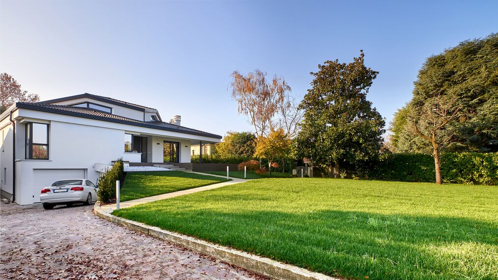 ConceptPatio 130 Coulissants, CS 86-HI (c) Systèmes annulés, SlimLine 38 Standard Fenêtres et SlimLine 38 Classic Fenêtres - Villa Villa Treviso situé à Treviso, Italie