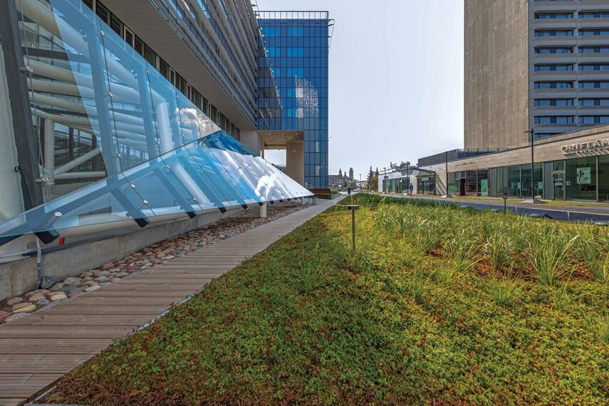 CW 50-HI Murs rideaux - Residental/Project Radisson Blu situé à Vilnius, Lituanie