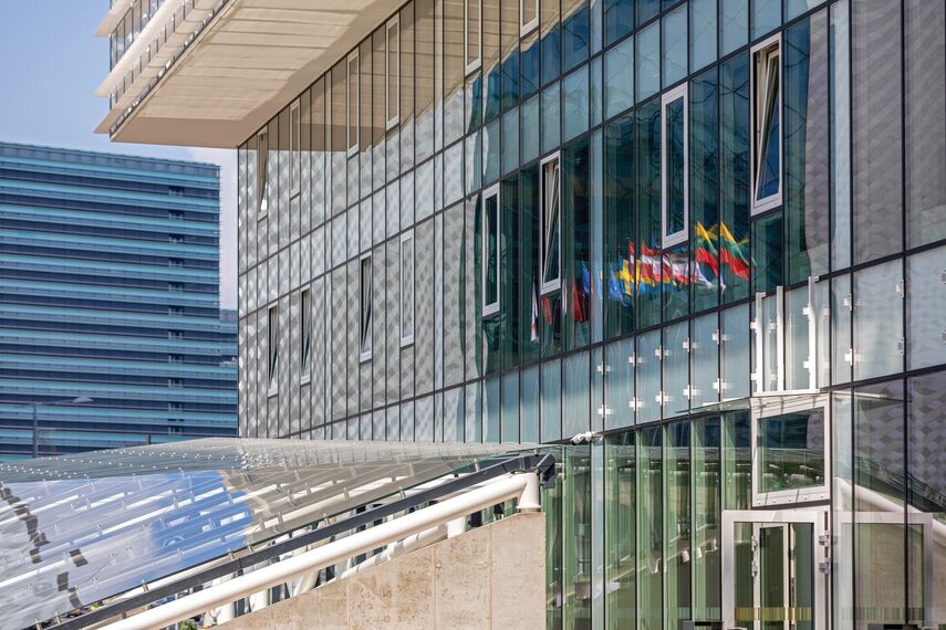 CW 50-HI Murs rideaux - Residental/Project Radisson Blu situé à Vilnius, Lituanie