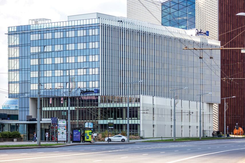 CW 50-HI Murs rideaux - Residental/Project Radisson Blu situé à Vilnius, Lituanie