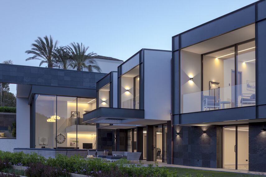 SlimLine 38 Portes, HiFinity Coulissants et ConceptFolding 77 Coulissants - House Pattan - House 3 situé àEspagne