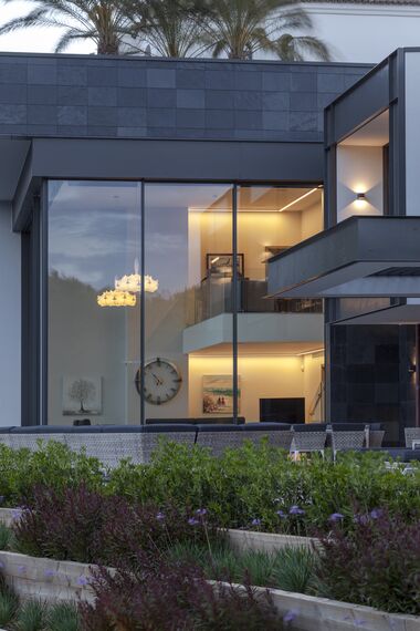 SlimLine 38 Portes, HiFinity Coulissants et ConceptFolding 77 Coulissants - House Pattan - House 3 situé àEspagne