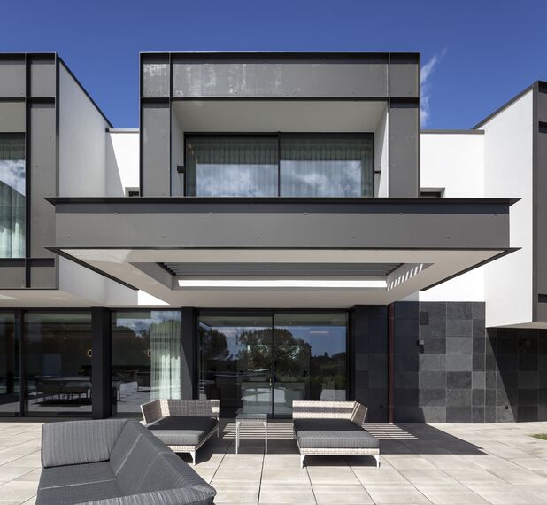 SlimLine 38 Portes, HiFinity Coulissants et ConceptFolding 77 Coulissants - House Pattan - House 3 situé àEspagne