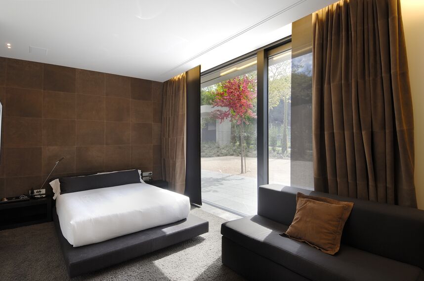 CS 68 Hidden Vent Fenêtres - Concrete House situé à Madrid, Espagne