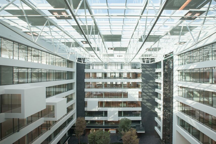 CW 50-SC Murs rideaux - Office building Gateway & Passport situé à Zaventem, Belgique