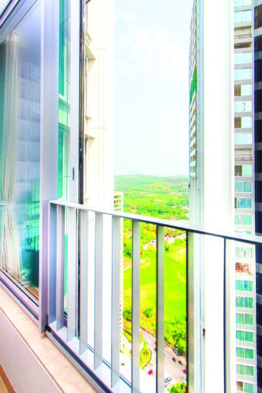 EcoSystem 45Pa Portes - Complexe immobilier Oberoi Esquire situé àInde