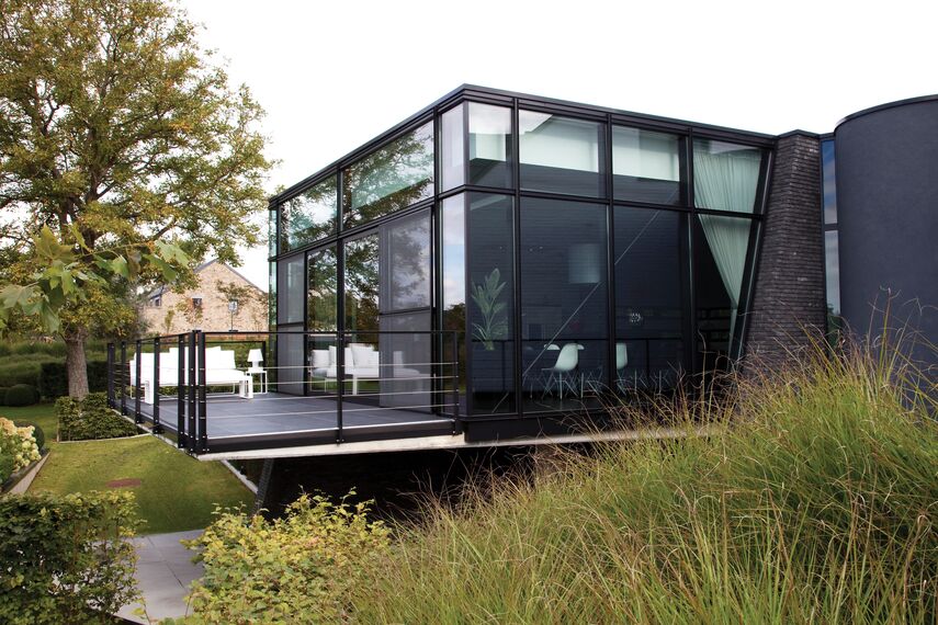 Mosquito Produits Périphériques, ConceptSystem 68 Fenêtres et CP 96 Coulissants - House Private House Ciney 1 situé à Ciney, Belgique