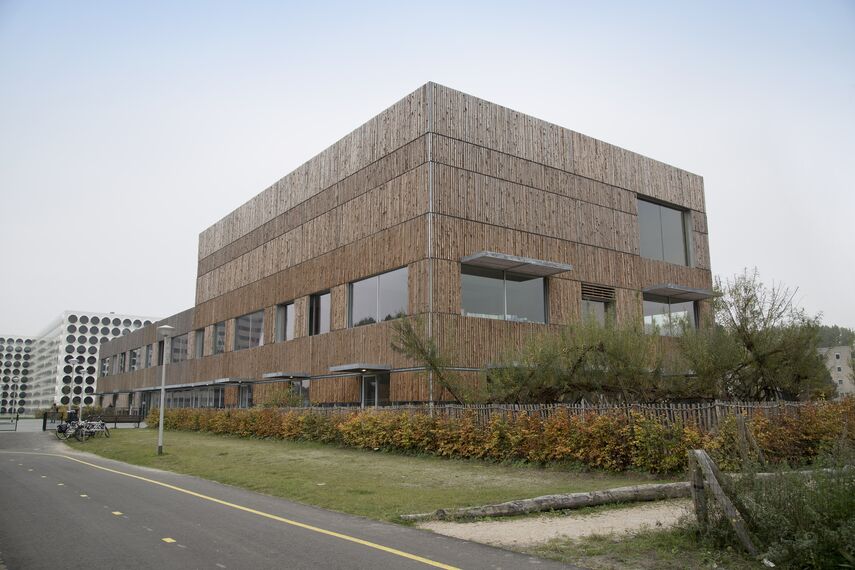CS 38-SL (c) Cancelled Systems and SlimLine 38 Windows - Boarding school Children's Campus Zuidas located in Amsterdam, The Netherlands