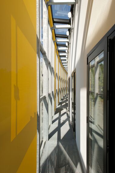 ThermoSystem 57 Fenêtres et CW 50-FV Murs rideaux - College/University University 'Ecole Normale Supérieure de Cachan' (ENS) situé àFrance