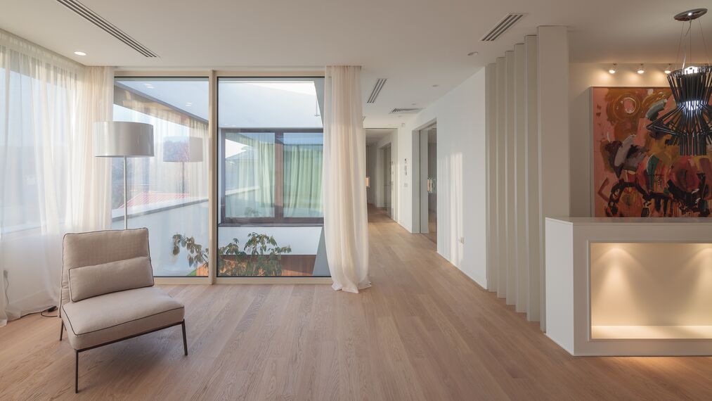 BriseSoleil 40 Brise Soleil et CS 86-HI (c) Systèmes annulés - Private house K situé àRoumanie