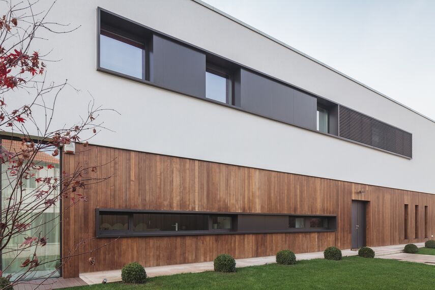 BriseSoleil 40 Brise Soleil et CS 86-HI (c) Systèmes annulés - Private house K situé àRoumanie