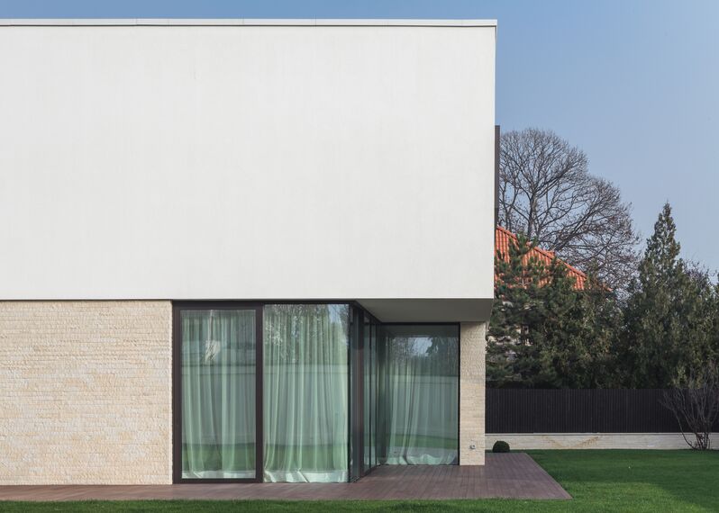 BriseSoleil 40 Brise Soleil et CS 86-HI (c) Systèmes annulés - Private house K situé àRoumanie