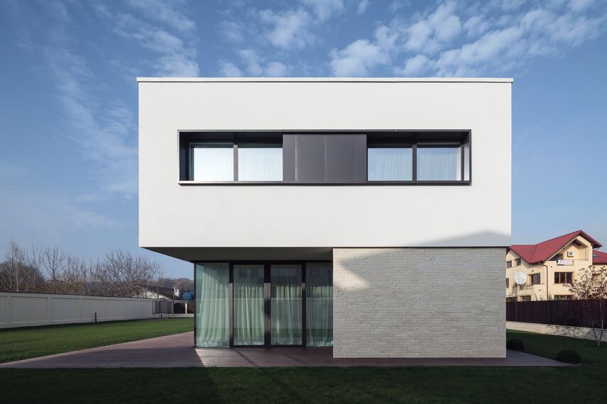 BriseSoleil 40 Brise Soleil et CS 86-HI (c) Systèmes annulés - Private house K situé àRoumanie