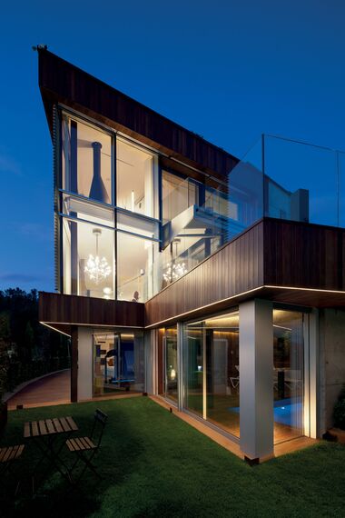 ConceptWall 60 Murs rideaux et ConceptPatio 130 Coulissants - Private House El Papiol situé à Barcelona, Espagne