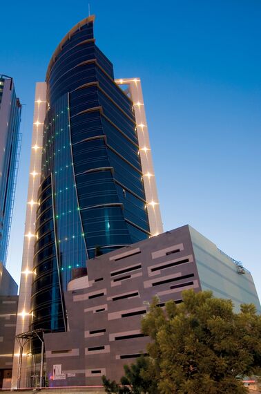 ConceptWall 50 Murs rideaux - Office building Platinum Tower situé à Seef Area, Bahreïn