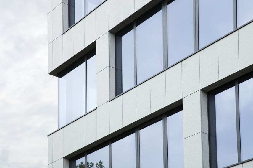 ConceptWall 50 Murs rideaux, ConceptSystem 68 Portes et ConceptSystem 68 Fenêtres - City Link Kantoren Berchem situé à Berchem, Belgique