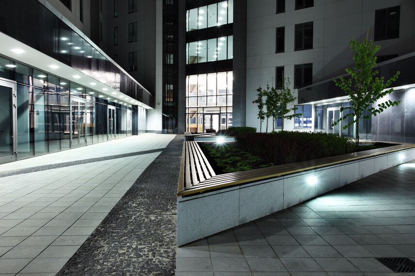 ConceptWall 50 Murs rideaux - Business center Radwar Business Park situé à Warsaw, Pologne