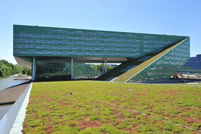 ConceptWall 50 Façades, EcoSystem 50 Windows and EcoSystem 50 Doors - Centre for Life Sciences located in Groningen, The Netherlands