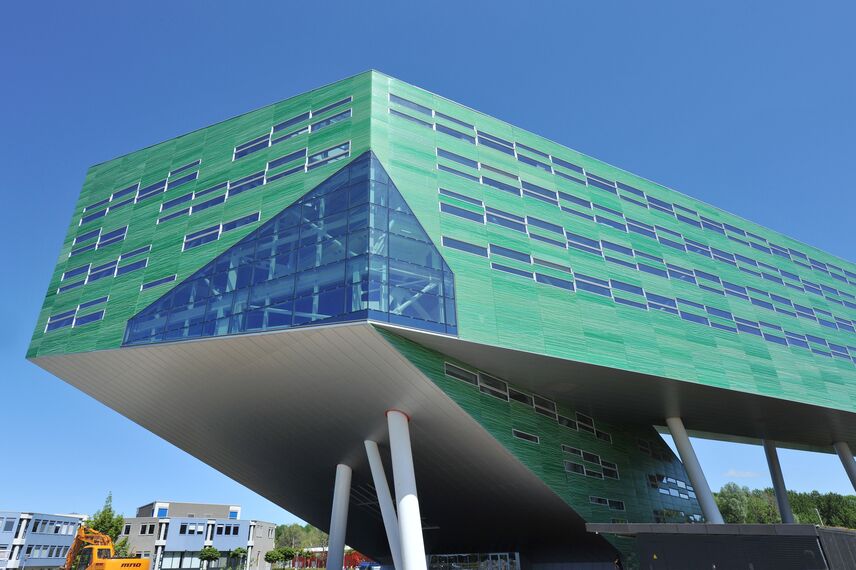 ConceptWall 50 Façades, EcoSystem 50 Windows and EcoSystem 50 Doors - Centre for Life Sciences located in Groningen, The Netherlands