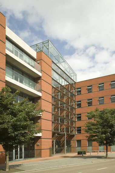 College/University Flemish Administrative Centre situé à Hasselt, Belgique