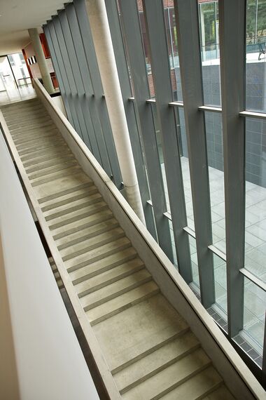 ConceptWall 50 Murs rideaux - School Faculteit REGA - V&V Leuven situé à Leuven, Belgique