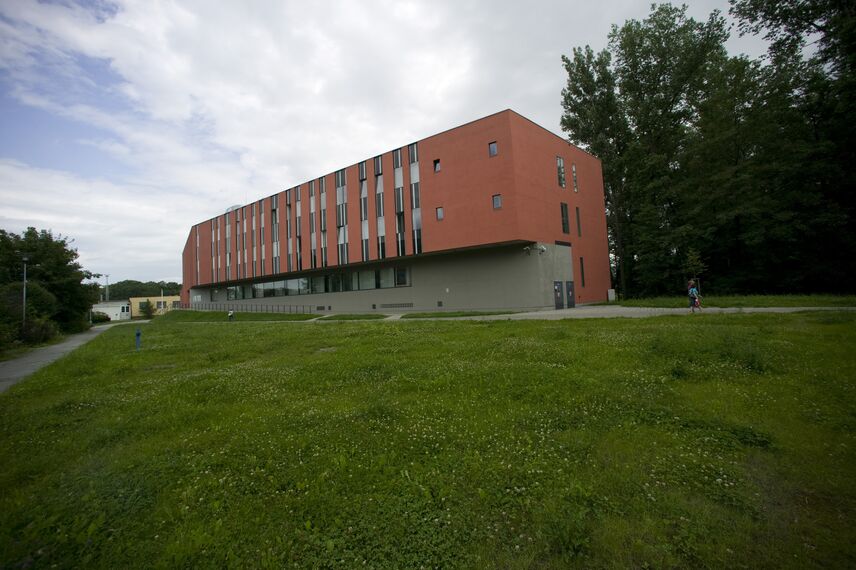 ConceptWall 50 Murs rideaux - Office building Urad Prace situé à Frydek-Mistek, République tchèque