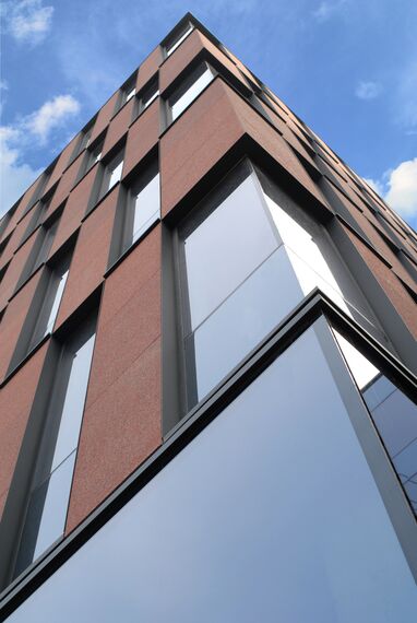 ConceptWall 60 Murs rideaux - Office building Tiensevest Office Complex situé à Leuven, Belgique