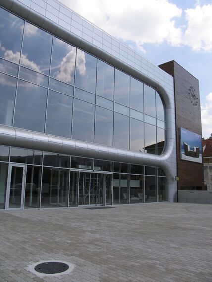 ConceptWall 50 Murs rideaux - Shopping centre Shopping center Light Park situé à Bratislava, République slovaque