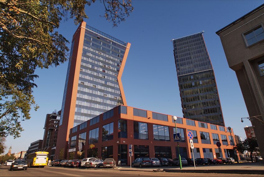 ConceptWall 50 Murs rideaux - Office building Multifunctional complex K&D situé à Klaipeda, Lituanie