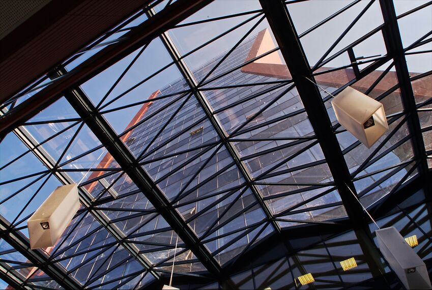 ConceptWall 50 Murs rideaux - Office building Multifunctional complex K&D situé à Klaipeda, Lituanie