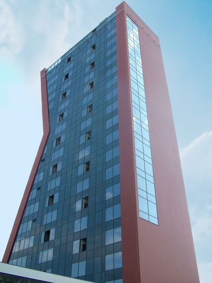 ConceptWall 50 Murs rideaux - Office building Multifunctional complex K&D situé à Klaipeda, Lituanie