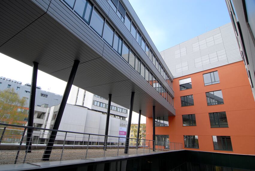 ConceptWall 50 Murs rideaux et CW 50-FP Murs rideaux - Office building East Building situé à Poznań, République tchèque