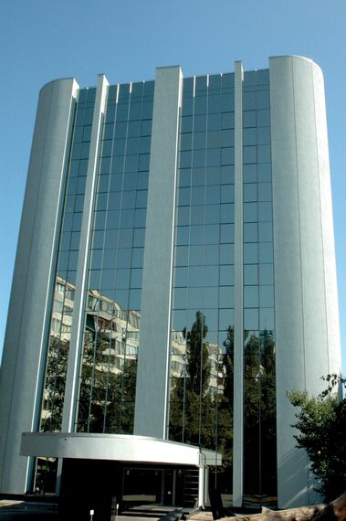 ConceptWall 50 Murs rideaux - Office building BS NII FermMash Degtjarivska str 62 situé à Kiev, Ukraine