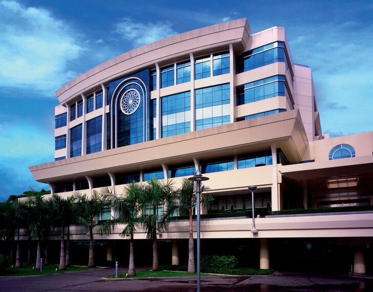 ConceptWall 50 Murs rideaux - Samitivej Sukhumvit Hospital situé à Bangkok, Thaïlande