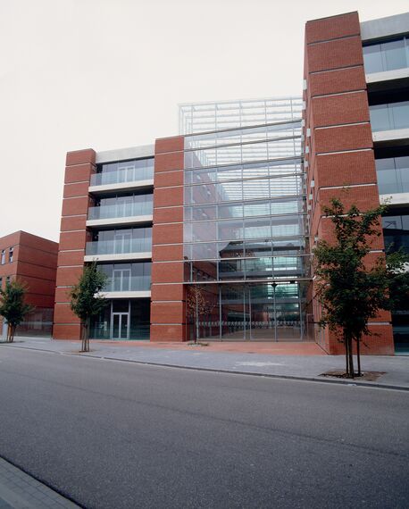 College/University Flemish Administrative Centre situé à Hasselt, Belgique