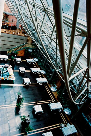 ConceptWall 50 Murs rideaux - Swimming pool Monopol situé à Katowice, Pologne