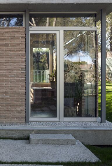 MasterLine 8 Fenêtres - Private House Las Lomas situé à Madrid, Espagne