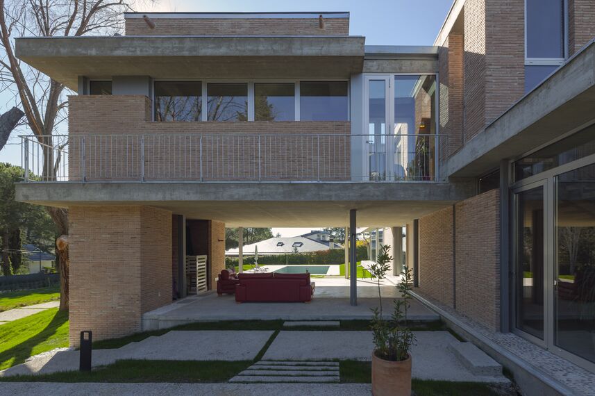 MasterLine 8 Fenêtres - Private House Las Lomas situé à Madrid, Espagne