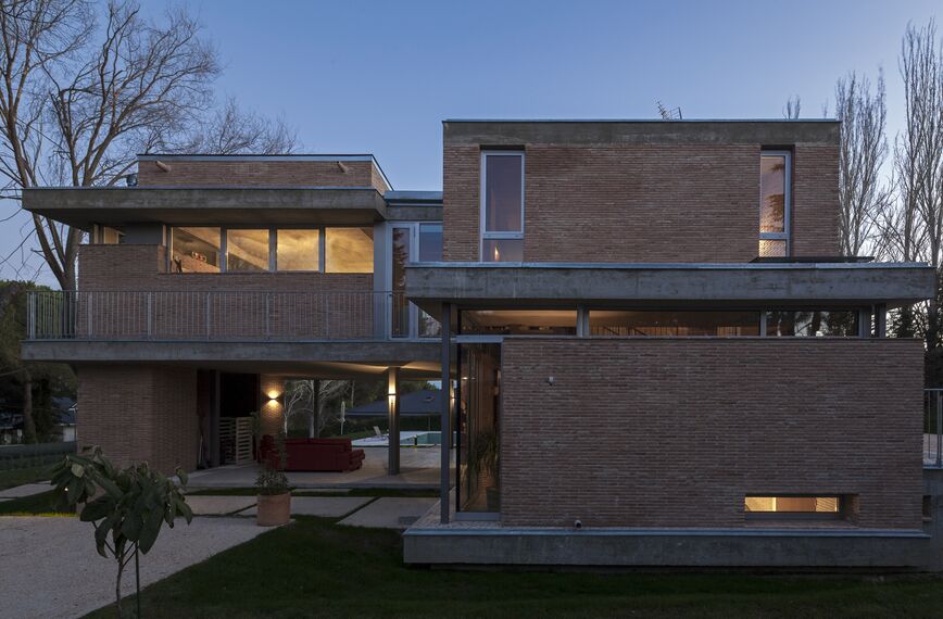 MasterLine 8 Fenêtres - Private House Las Lomas situé à Madrid, Espagne