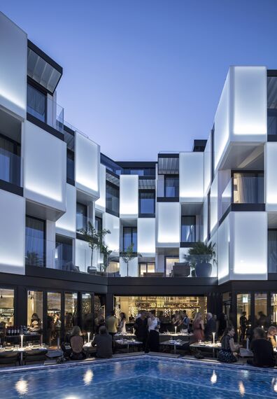 ConceptSystem 68 Fenêtres, ConceptFolding 77 Coulissants et CS 77 Fire Proof Portes - Hotel Sir Joan situé à Ibiza, Espagne