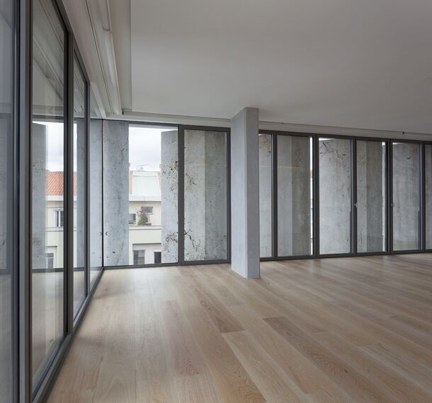 HiFinity Coulissants et CS 77 Hidden Vent Fenêtres - Lagasca 99 situé à Madrid, Espagne