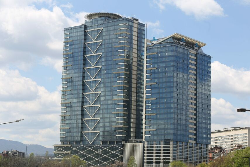 CW 86 Standard Murs rideaux et CW 86-EF Murs rideaux - Complexe immobilier Millennium Centre Towers situé à Sofia, Bulgarije