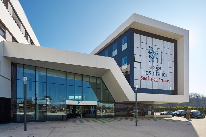 CI 45 Doors, CI 45 Windows, XS 50-BR window, CW 50 Standard Façades, CW 50 Façades, CS 77 Fire Proof Windows and CW 50-SC Façades - Groupe Hospitalier Melun-Sénart located in Dammarie Les Lys, France