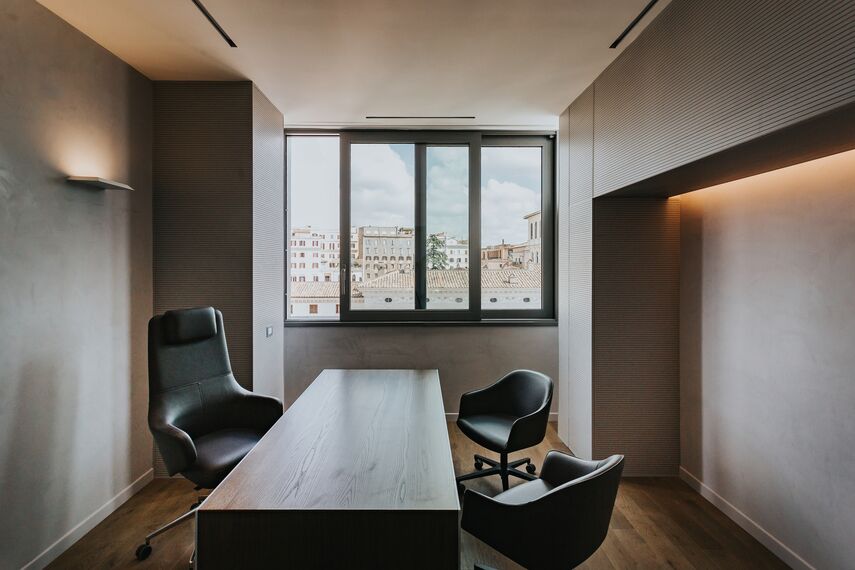 SlimLine 38 Windows and ConceptSystem 77 Windows - Office building Office building Roma located in Rome, Italy