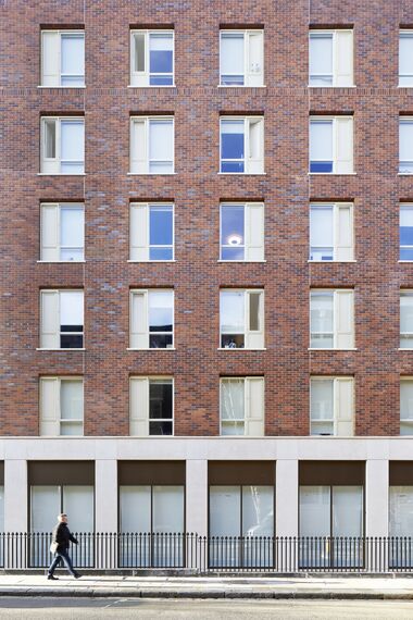 CS 38-SL (c) Cancelled Systems - Apartmentcomplex Cartwright Gardens located in London, United Kingdom
